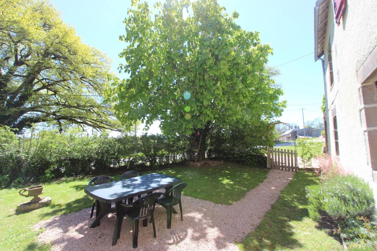 Combrailleurs Bed & Breakfast Espinasse ภายนอก รูปภาพ
