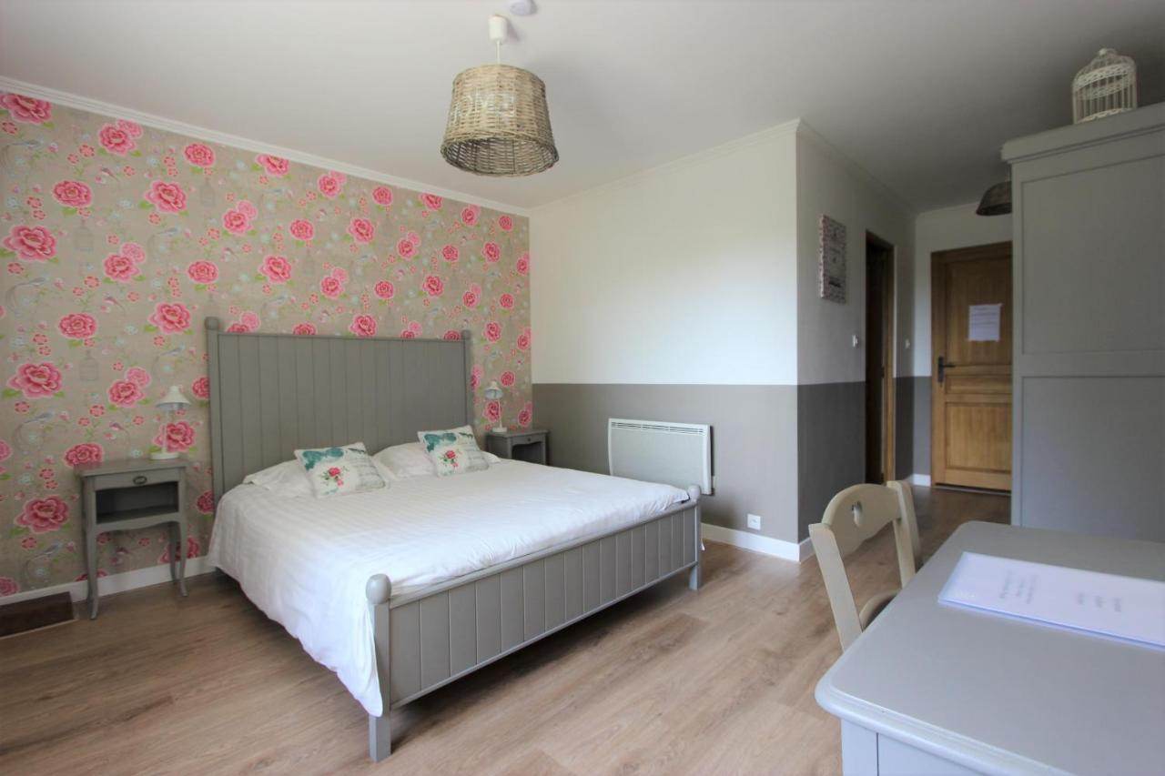 Combrailleurs Bed & Breakfast Espinasse ภายนอก รูปภาพ