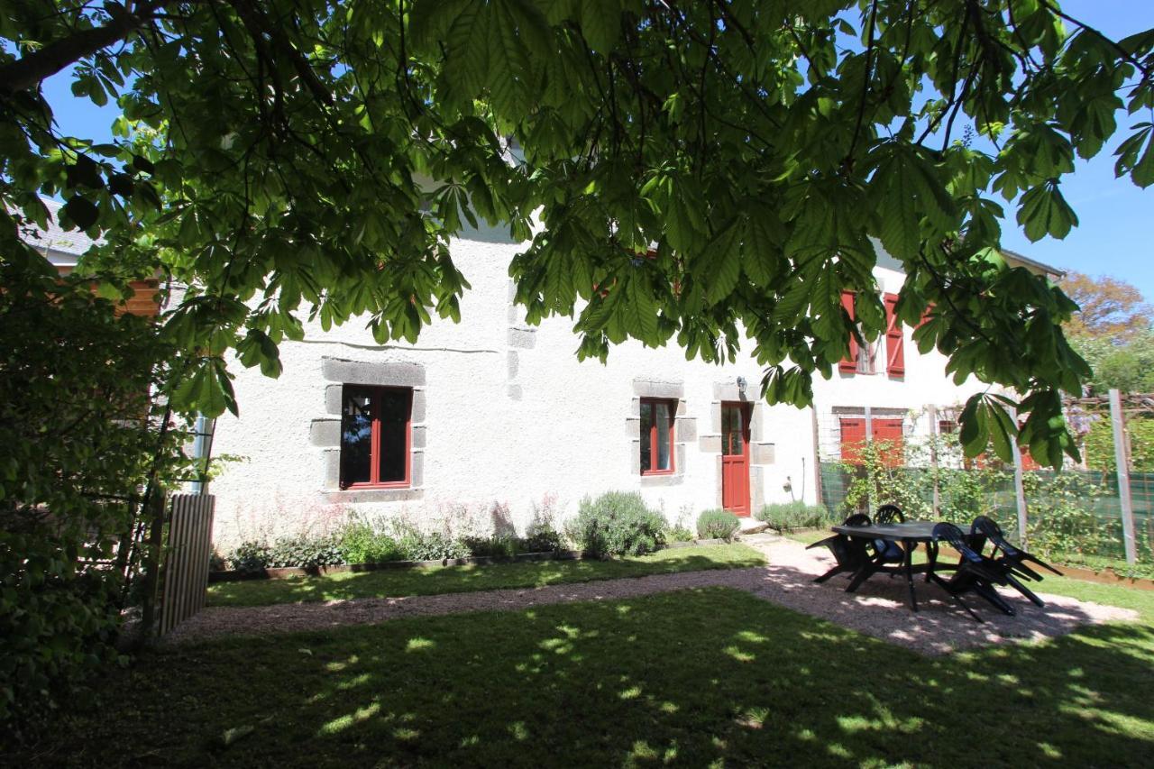Combrailleurs Bed & Breakfast Espinasse ภายนอก รูปภาพ