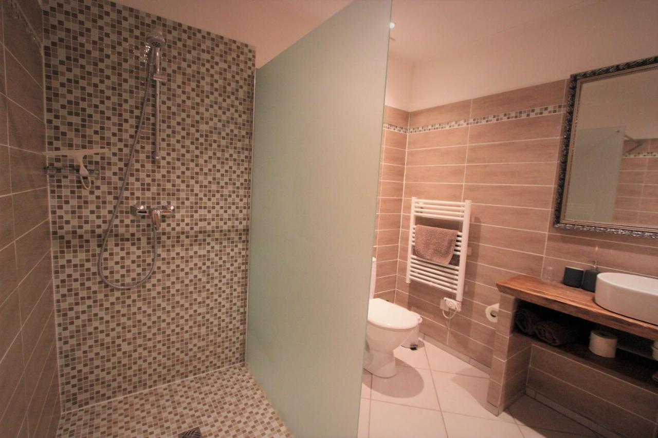 Combrailleurs Bed & Breakfast Espinasse ภายนอก รูปภาพ